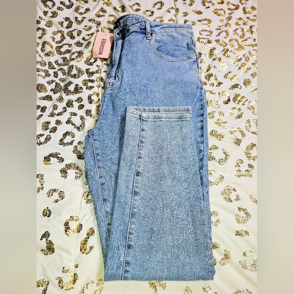 5 For $25✨️ New Missguided Womens Plus Size US 18 Blue Denim Straight Leg Jeans - Picture 2 of 8